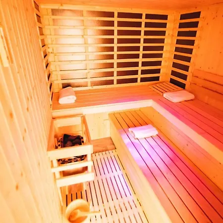 Apartment Awesome In W/ Outdoor Swimming Pool, Wifi And 1 Bedrooms